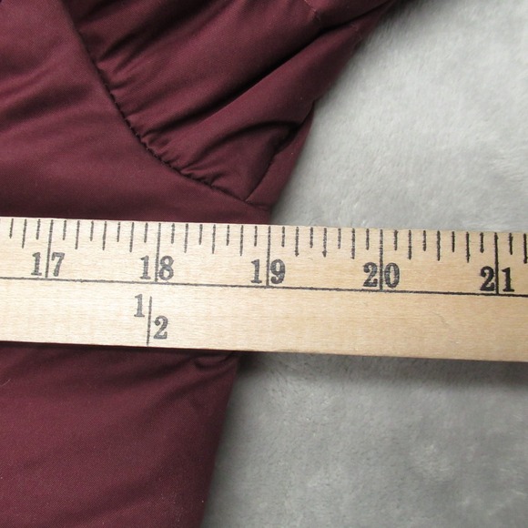 Patagonia Down Jacket Womens Medium Maroon Insulated Quilted Downtown Loft Parka - Picture 13 of 15